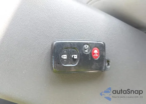 2010 Toyota Prius Iii из США, поврежденный, VIN JTDKN3DU2A0177014